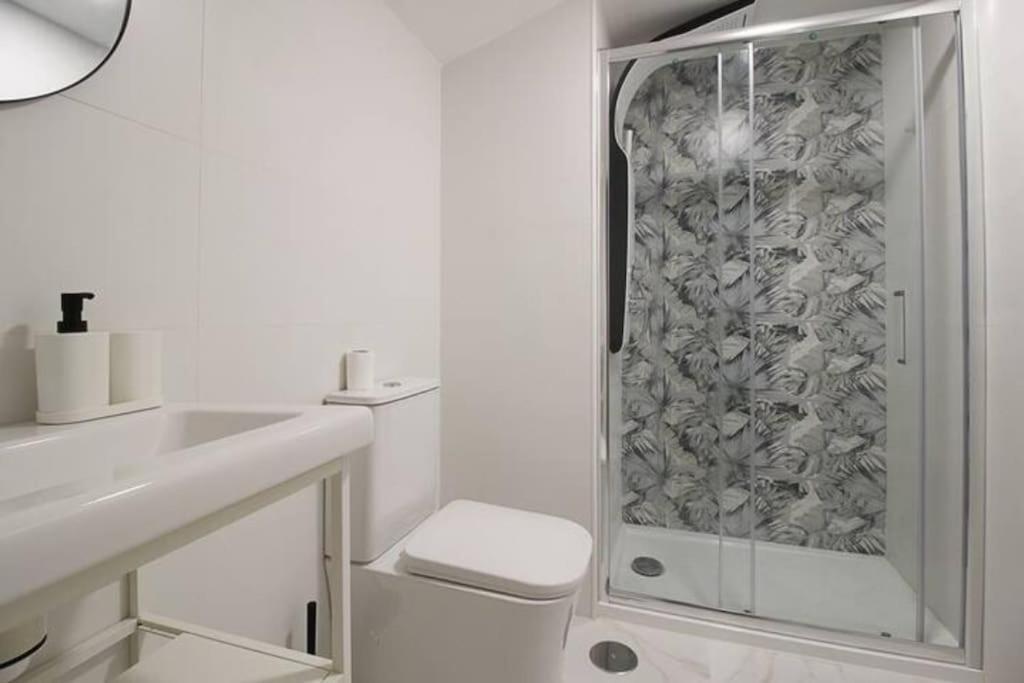 Vivienda En El Centro De Santander Apartment Bagian luar foto