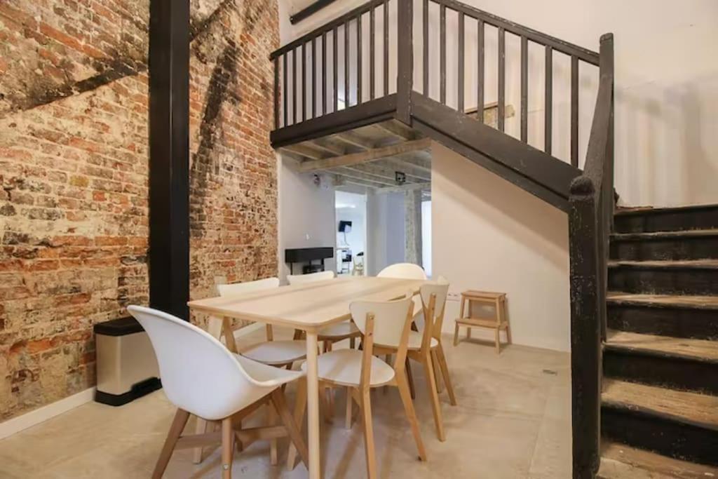 Vivienda En El Centro De Santander Apartment Bagian luar foto